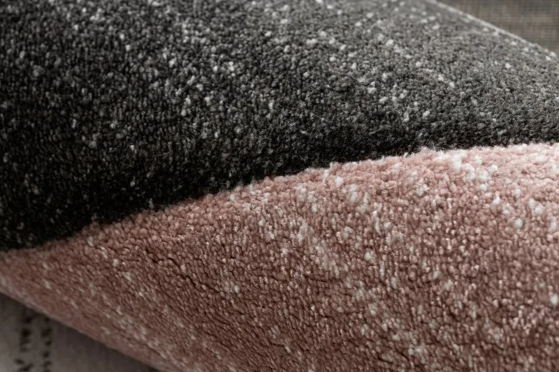Teppich ALTER Rino Dreiecke rosa