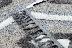 Teppich MAROC P651 Diamanten grau / weiß Franse berber marokkanisch shaggy