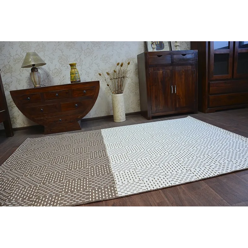 Vielseitiger Sisal Teppich, ideal für Kinder und Spielbereiche im Haus