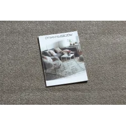 Moderner einfarbiger Teppich aus weichem Material