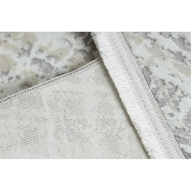 Weicher Teppich mit strukturierter Oberfläche, ideal für Wohn- oder Schlafzimmer