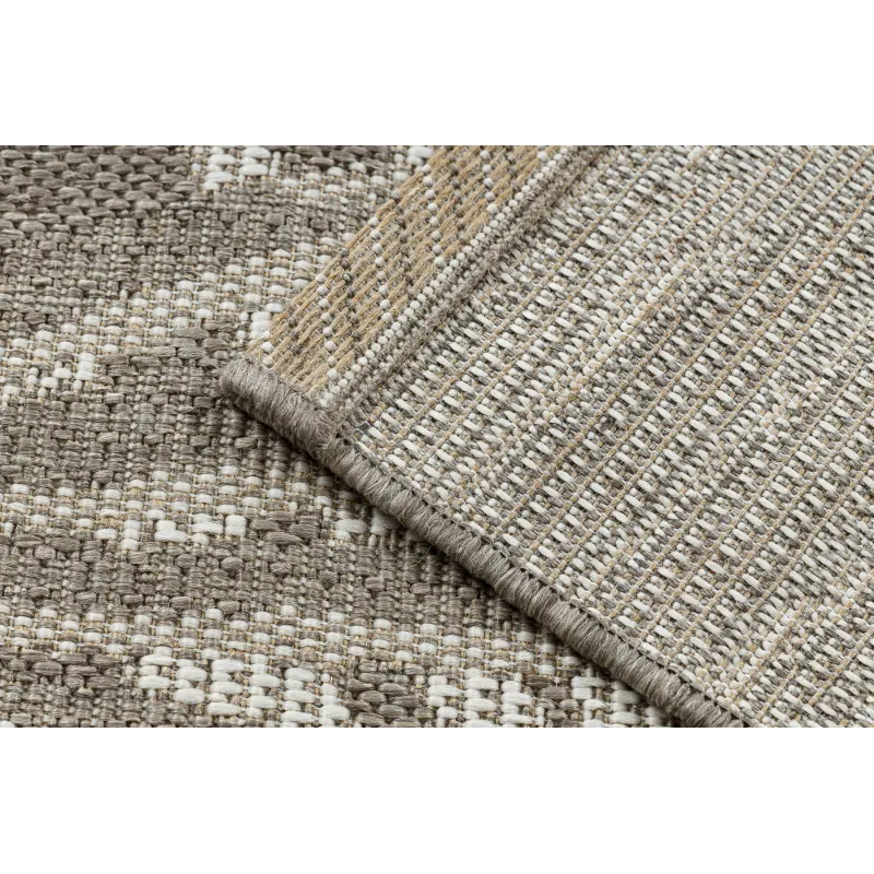 Weicher Sisal Teppich mit natürlicher Textur, ideal für Schlafzimmer