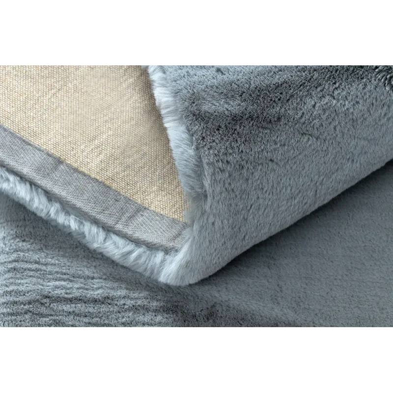 Moderner, sehr dicker, plüschiger Teppich in Silber, ideal für gemütliche Räume