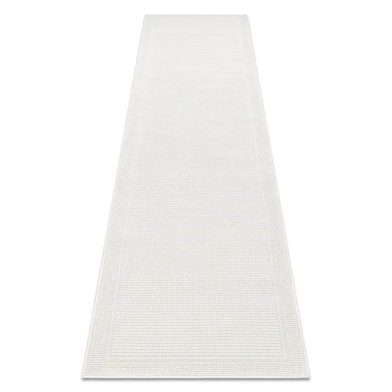 Sisal Teppich TIMO 5979 in weißem Rahmen, perfekt für den Außenbereich