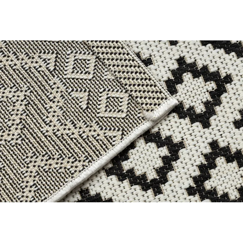 Sisal Teppich mit glatter Textur, ideal für Schlafzimmer oder Büro