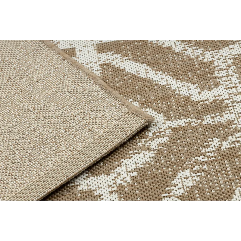 Sisal Teppich mit glatter Textur in naturbeige