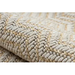 Eleganter Teppich im Fischgrätmuster, ideal für moderne Räume