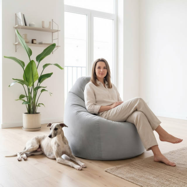 Glatte Modelle – Sitzsäcke und Poufs